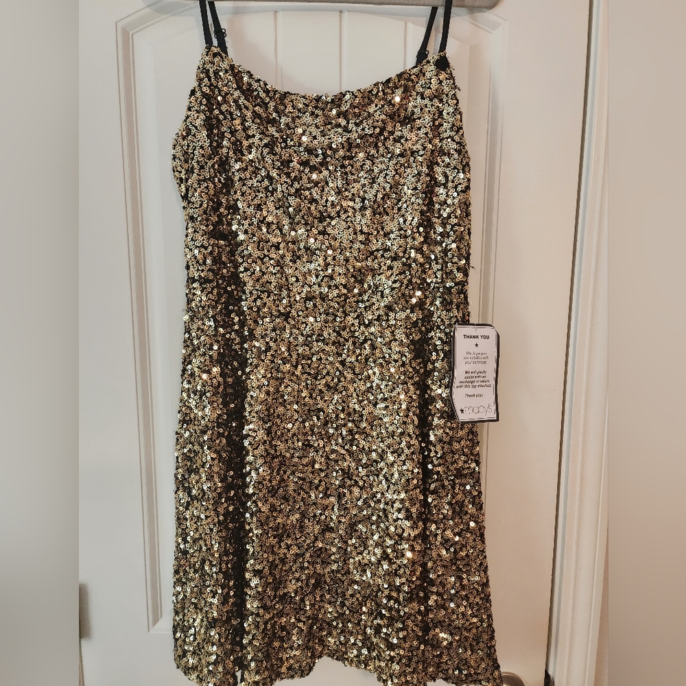 B Darlin Super Stretchy Gold Bodycon Sassy Sequin Dress Size 20W Party Coquette